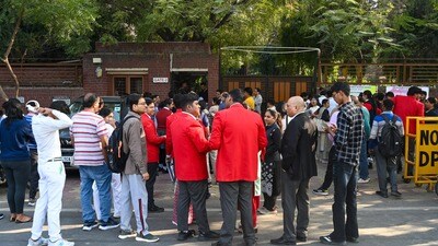 শিক্ষকদের উদ্দেশ্যে কড়া বার্তা জারি করল সিবিএসই। (ছবিটি প্রতীকী) শিক্ষকদের উদ্দেশ্যে কড়া বার্তা জারি করল সিবিএসই। (ছবিটি প্রতীকী)