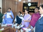 Councillors of Chas municipal corporation take oath in Bokaro. (HT photo)