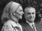 (FILES) Mohammed Reza Pahlavi, shah of Iran, and his wife Farah Diba are seen 24 January 1979 in Marrakech, during their stay in Morocco. Farah Pahlavi is the widow of Iran's former shah.