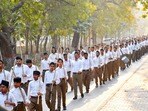 ఆర్​ఎస్​ఎస్​ కార్యకర్తలు..