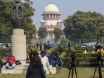 The Supreme Court issued notice to the Maharashtra and Gujarat governments (PTI FILE)