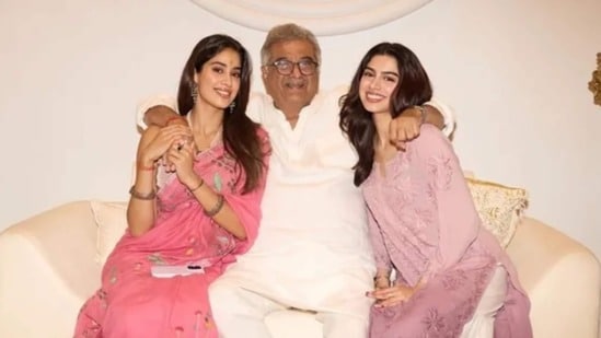 Janhvi Kapoor: శ్రీదేవి ఆస్తి కోసం కోర్టుకెక్కిన జాన్వీ కపూర్, బోనీ కపూర్.. మద్రాస్ హైకోర్టులో పిటిషన్
