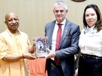 Chief minister Yogi Adityanath with Canadian high commissioner to India Christopher Cooter. (HT)