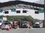 Supreme Court flags bar violence, grants bail to toll employees, orders Delhi trial to ensure fair hearing and legal access Supreme Court flags bar violence, grants bail to toll employees, orders Delhi trial to ensure fair hearing and legal access