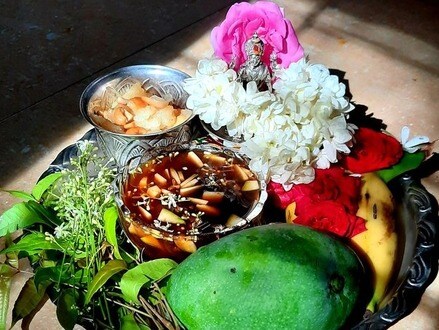 Ugadi 2026 Mantras: ఉగాది నాడు ఈ శ్లోకాలు, మంత్రాలను పఠిస్తే సంపద, ఆనందం రెట్టింపు అవుతాయి!