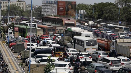 Pune RTO to introduce new three-letter alphabetical format , starting from ‘AAA’, to accommodate the city’s rapidly growing vehicle population. ((PIC FOR REPRESENTATION))