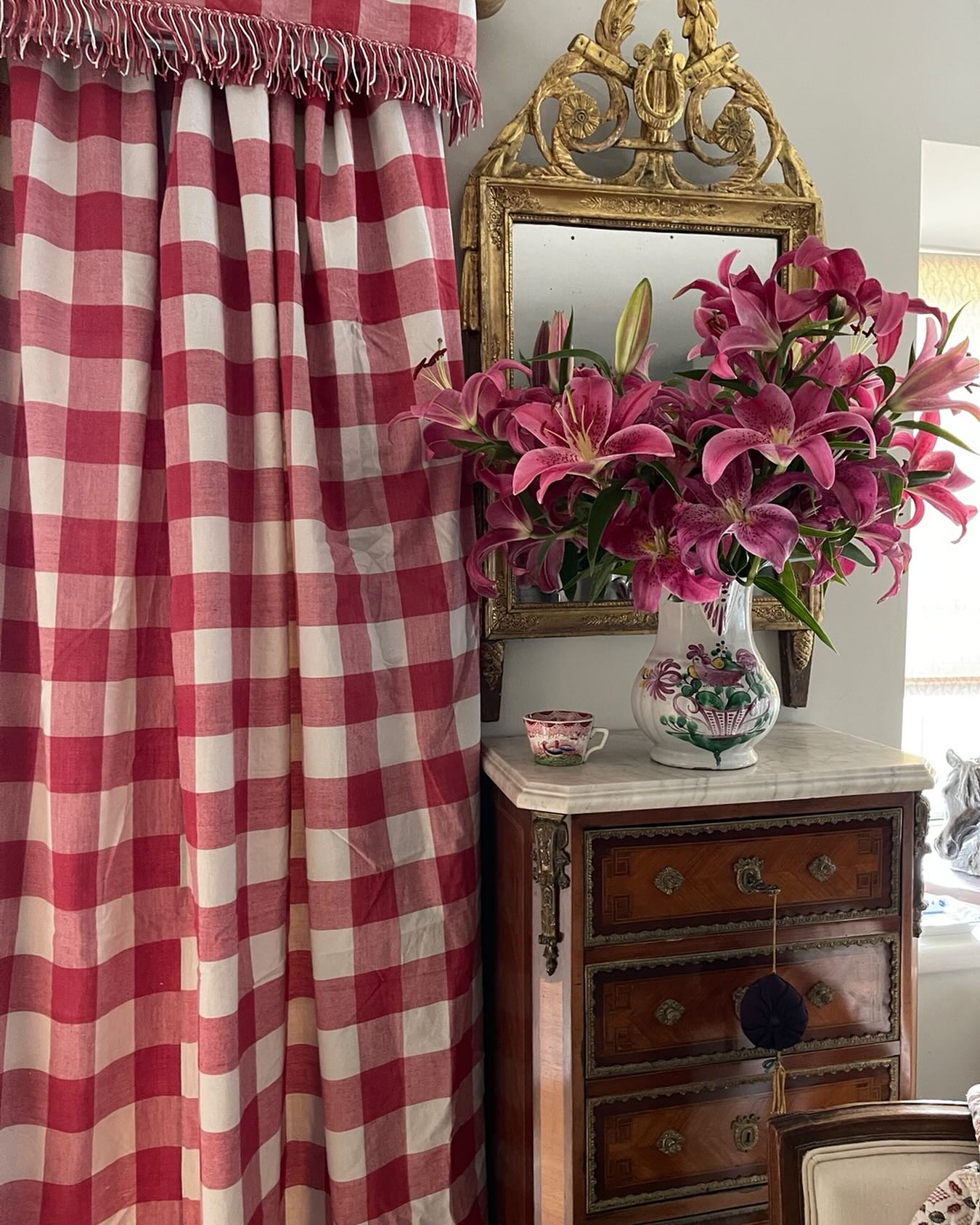 Pleaded curtains Pleaded curtains
