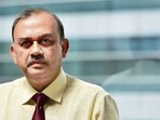 అతనూ చక్రవర్తి(Mint)