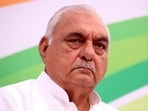 aryana leader of the opposition Bhupinder Singh Hooda and members of the Congress Legislature Party (CLP) met governor Ashim Kumar Ghosh in Chandigarh on Thursday. (HT file photo) aryana leader of the opposition Bhupinder Singh Hooda and members of the Congress Legislature Party (CLP) met governor Ashim Kumar Ghosh in Chandigarh on Thursday. (HT file photo)