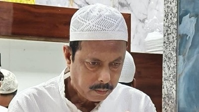 আরাবুল দলত্যাগ করার কথা বললেন আরাবুল দলত্যাগ করার কথা বললেন