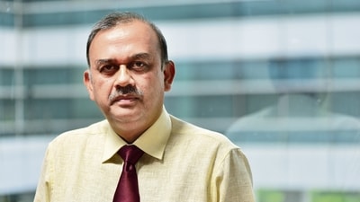 The former part-time chairman stated he would be stepping down with immediate effect due to a breakdown in the alignment between internal practices within the bank and personal ethics. The former part-time chairman stated he would be stepping down with immediate effect due to a breakdown in the alignment between internal practices within the bank and personal ethics.