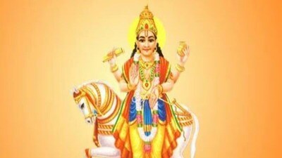 মার্চের শেষেই শুক্রের গোচরে এই ৩ রাশি হবে মালামাল! মার্চের শেষেই শুক্রের গোচরে এই ৩ রাশি হবে মালামাল!