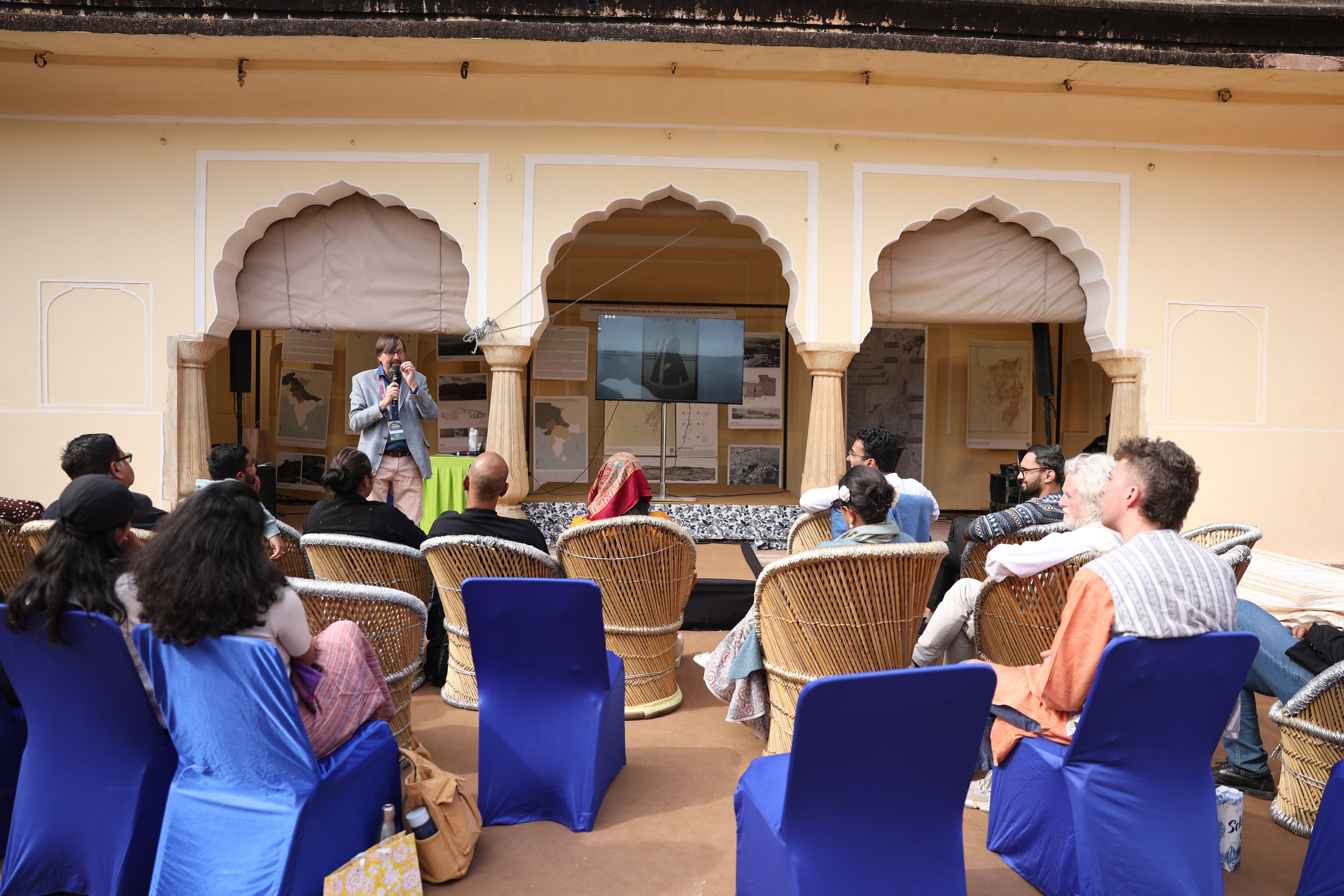 Giles Tillotson’s masterclass at the Jaigarh Heritage Festival (Jaigarh Heritage Festival) Giles Tillotson’s masterclass at the Jaigarh Heritage Festival (Jaigarh Heritage Festival)