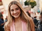 Madelyn Cline is a US-based actress best known for her breakout role in the Netflix hit Outer Banks. Madelyn Cline is a US-based actress best known for her breakout role in the Netflix hit Outer Banks.