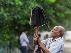 বসন্তে ঝোড়ো স্ট্রাইক রেট নিয়ে ক্রিজে নামছে বৃষ্টি! আবহাওয়ার খবর একনজরে