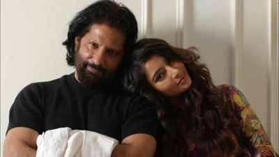 నన్ను ధురంధర్లా కాపాడింది- కూతురిపై తెలుగు విలన్ రాజ్ అర్జున్ కన్నీళ్లు- మనసును కదిలించేలా తండ్రి మాటలు! నన్ను ధురంధర్లా కాపాడింది- కూతురిపై తెలుగు విలన్ రాజ్ అర్జున్ కన్నీళ్లు- మనసును కదిలించేలా తండ్రి మాటలు!