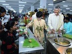 శ్రీవారి సేవలో సీఎం చంద్రబాబు కుటుంబం