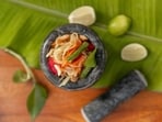 Raw papaya salad Recipe(Freepik)