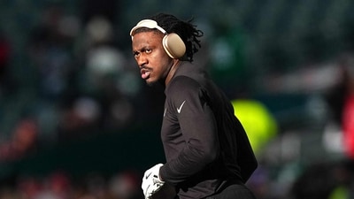 A.J. Brown #11 of the Philadelphia Eagles warms up prior to a game the NFC Wild Card Playoff game against the San Francisco 49ers (Getty Images via AFP) A.J. Brown #11 of the Philadelphia Eagles warms up prior to a game the NFC Wild Card Playoff game against the San Francisco 49ers (Getty Images via AFP)