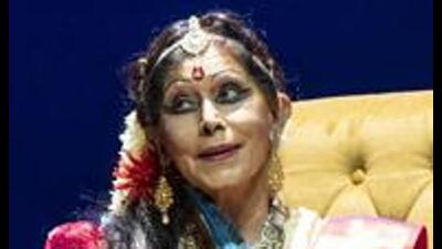 Shovana Narayan brought to life the legend of Kadambari through an evocative nritya performance. (HT) Shovana Narayan brought to life the legend of Kadambari through an evocative nritya performance. (HT)
