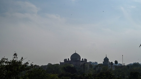 Gram it: A clear blue sky is seen over Humayun's Tomb in Delhi. After the recent spell of rain, which has considerably reduced the temperature in the Capital, residents can expect partly cloudy sky today. The minimum temperature in the city is expected to stay around 17.3 degree Celsius. (Photo: Arvind Yadav/HT)