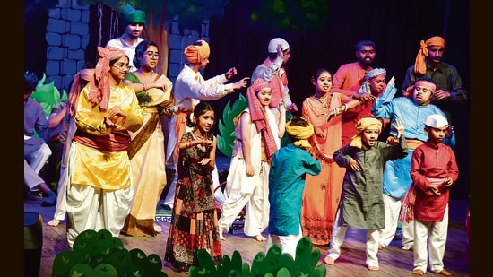 The production, directed by Shuchi Gupta, featured 35 children and young adults with intellectual disabilities as the majority cast. (Ravi Kumar/HT)