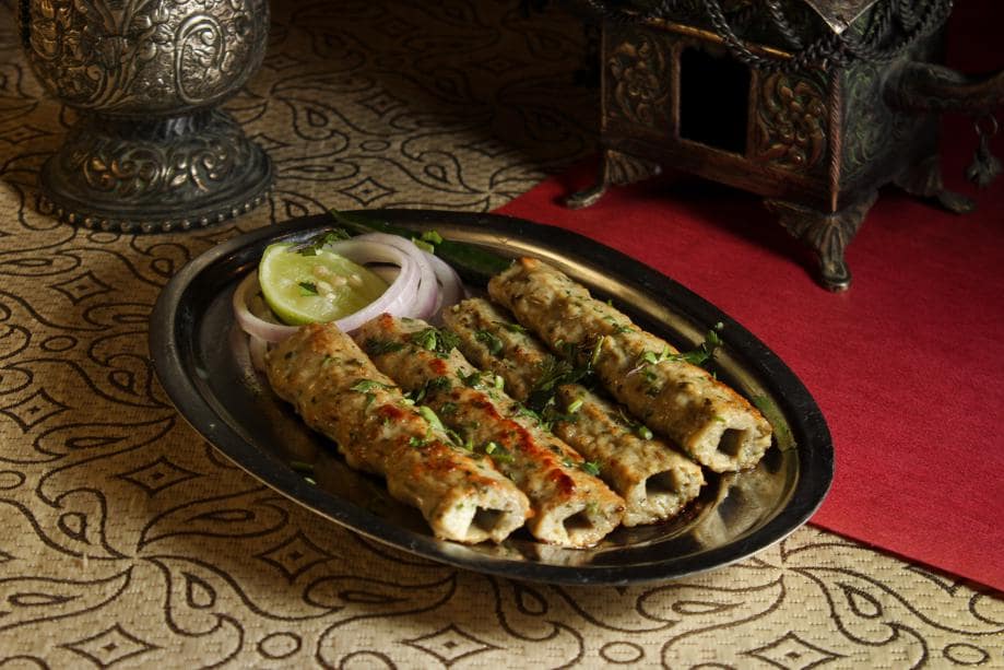 Seekh kebabs and chicken tikka are quite popular at various eateries in Zakir Nagar. (Photo: Shutterstock) Seekh kebabs and chicken tikka are quite popular at various eateries in Zakir Nagar. (Photo: Shutterstock)
