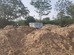 Residents seek time-bound plan to clear hutments, secure perimeter; forest department says removal will be prioritised. (Courtesy: Jaiveer Singh)