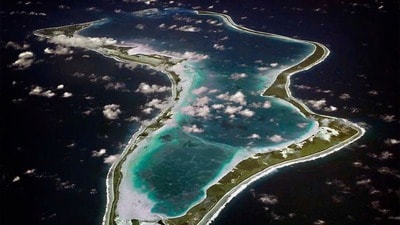ট্রাম্পকে পাল্টা হুঁশিয়ারি ইরানের (U.S. Navy via AP, File) ট্রাম্পকে পাল্টা হুঁশিয়ারি ইরানের (U.S. Navy via AP, File)