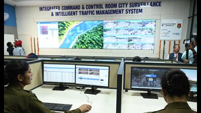 Mohali currently records around 1,600 to 1,700 challans daily. Officials expect the numbers to rise once the new cameras go live. (HT Photo) Mohali currently records around 1,600 to 1,700 challans daily. Officials expect the numbers to rise once the new cameras go live. (HT Photo)