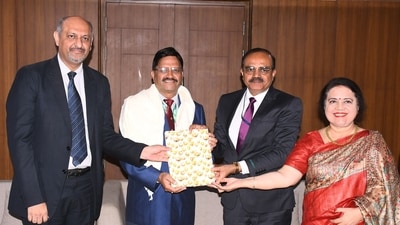 Brig Rakesh Gupta, Director, GIMS felicitated by Dr S K Khatri, Dr S K Srivastava and Dr Kalpana Srivastava at Amity