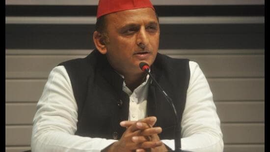 Samajwadi Party chief Akhilesh Yadav was addressing a press conference in Lucknow. (HT file)