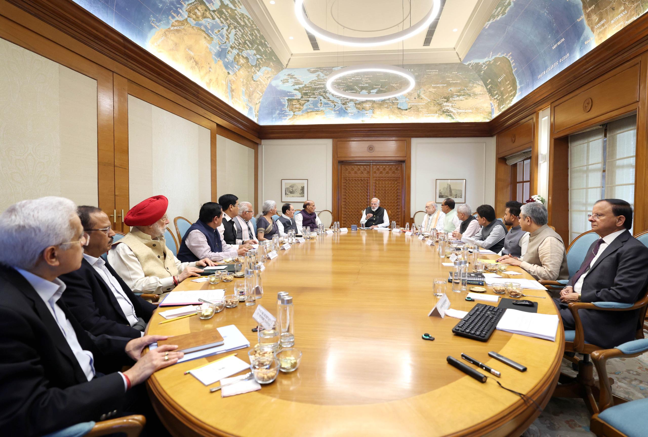PM Narendra Modi chairs high-level meent with focus on ensuring uninterrupted supply, stable logistics and efficient distribution across the country. (HT photo) PM Narendra Modi chairs high-level meent with focus on ensuring uninterrupted supply, stable logistics and efficient distribution across the country. (HT photo)