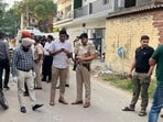 Officials of the Chandigarh Police’s District Crime Cell at the crime scene. The accused was arrested within hours. (HT Photo) Officials of the Chandigarh Police’s District Crime Cell at the crime scene. The accused was arrested within hours. (HT Photo)
