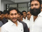 వైఎస్ జగన్ తో కొడాలి నాని(ఫైల్ ఫొటో)
