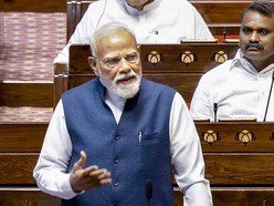 పార్లమెంట్​లో ప్రధానమంత్రి నరేంద్ర మోదీ..
