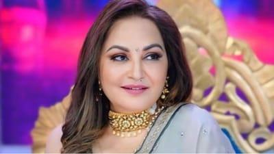 విమర్శించడం చాలా సులభం, కానీ.. ఆ ట్రోలింగ్‌పై సీనియర్ హీరోయిన్ జయప్రద కౌంటర్!