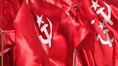 গড়বেতায় চমক দিয়ে সিপিএম প্রকাশ করল তৃতীয় তালিকা! ১৫ আসনের কে কোথায় প্রার্থী? গড়বেতায় চমক দিয়ে সিপিএম প্রকাশ করল তৃতীয় তালিকা! ১৫ আসনের কে কোথায় প্রার্থী?