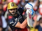 ఆర్సీబీ కీ ప్లేయర్​ విరాట్​ కోహ్లీ..