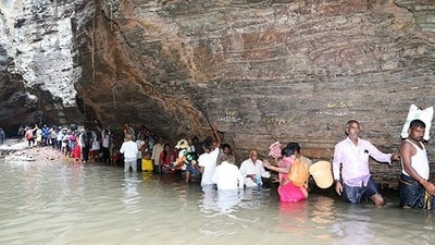 తుంబురుతీర్థ ముక్కోటి (ఫైల్ ఫొటో) తుంబురుతీర్థ ముక్కోటి (ఫైల్ ఫొటో)