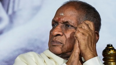 సోనీతో ఇళయరాజా కాపీరైట్ వివాదం- సుప్రీంకోర్టులో మ్యాజిక్ మాస్ట్రోకి ఎదురుదెబ్బ- తీర్పు ఏంటంటే? (PTI) సోనీతో ఇళయరాజా కాపీరైట్ వివాదం- సుప్రీంకోర్టులో మ్యాజిక్ మాస్ట్రోకి ఎదురుదెబ్బ- తీర్పు ఏంటంటే? (PTI)