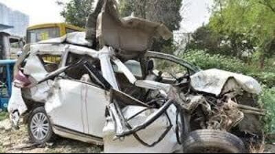 Surprisingly, even in 2020, when the country was under a strict lockdown and roads were deserted, 9,431 accidents occurred across the state. (HT Photo for representation) Surprisingly, even in 2020, when the country was under a strict lockdown and roads were deserted, 9,431 accidents occurred across the state. (HT Photo for representation)