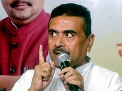 ভবানীপুর বিধানসভা কেন্দ্রে নিযুক্ত রিটার্নিং অফিসার সুরজিৎ রায়কে শুভেন্দু অধিকারীর ঘনিষ্ঠ বলে দাবি করল তৃণমূল কংগ্রেস