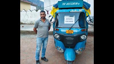 From a poverty stricken man Shafqat Ali, who sold his three-wheeler (load carrier), his only source of livelihood to feed his family to women and young girls offering their gold ornaments, copper and silver utensils, Ramban’s Chanderkote has emerged as a ‘hotspot’ of philanthropists. (HT Photo) From a poverty stricken man Shafqat Ali, who sold his three-wheeler (load carrier), his only source of livelihood to feed his family to women and young girls offering their gold ornaments, copper and silver utensils, Ramban’s Chanderkote has emerged as a ‘hotspot’ of philanthropists. (HT Photo)