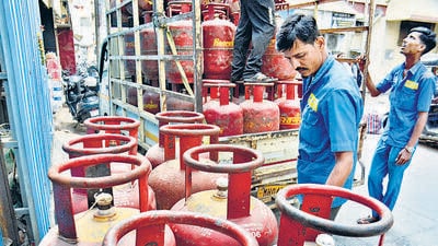 On Wednesday alone, 60,079 cylinders were delivered, while 3,29,721 deliveries are pending, officials said. (Praful Gangurde / HT Photo) On Wednesday alone, 60,079 cylinders were delivered, while 3,29,721 deliveries are pending, officials said. (Praful Gangurde / HT Photo)