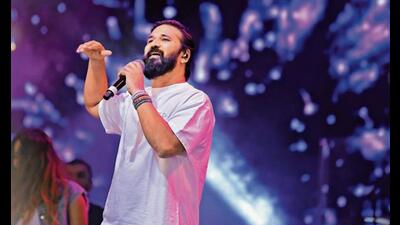 Singer-composer Amit Trivedi performed on Sunday, the final day of the fest. (Photo: Manoj Verma/HT)