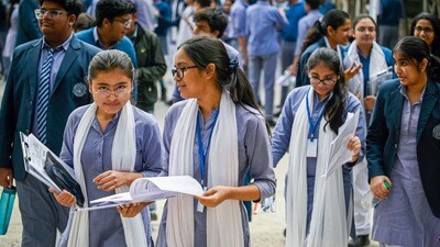 సీబీఎస్ఈ 10, 12వ తరగతి ఫలితాలు ఎప్పుడు? (RAJ K RAJ /HT PHOTO) సీబీఎస్ఈ 10, 12వ తరగతి ఫలితాలు ఎప్పుడు? (RAJ K RAJ /HT PHOTO)