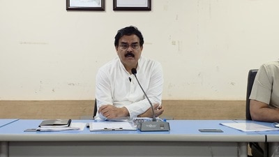 మంత్రి నాదెండ్ల మనోహర్ మంత్రి నాదెండ్ల మనోహర్