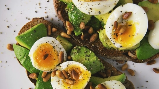 High protein meals by ChatGPT simple prompts. (Unsplash)