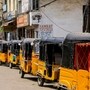 హైదరాబాద్ లో పెట్రోల్ బంక్ వద్ద బారులు తీరిన ఆటోలు(ఫైల్ ఫొటో)